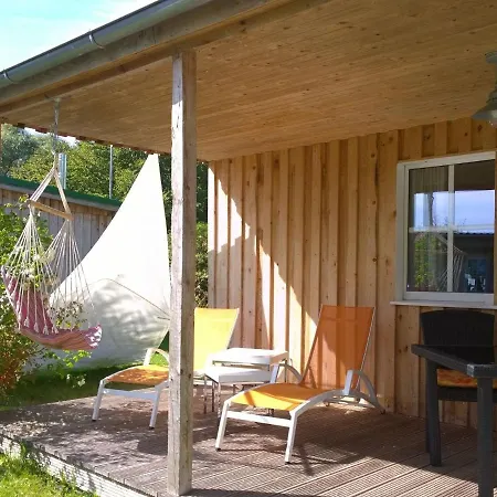 Vakantiehuis Ferienhaus Am Achterwasser In Luetow *
